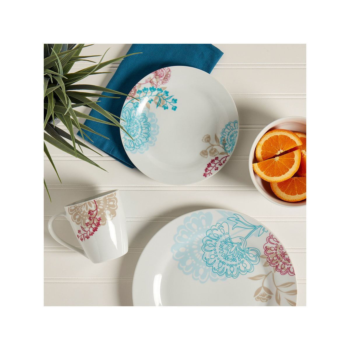 Tabletops Unlimited Emma 16Pc. Porcelain Dinnerware Set TTUU9102EC