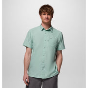 Columbia Men's PFG Slack Tide Camp Short-Sleeve Button-Down Shirt - Misty Jade - S