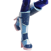 Playmates Toys Winx Club Tecna Fairy Doll, 10.5 in, Glitter Purple Outfit, Removable Digital Wings, Stylable Hair, 57816