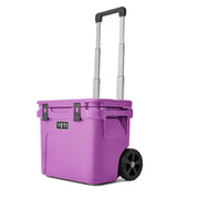 Yeti Roadie 32 Wheeled Cooler, Durable RotoMolded Polyethylene, Desert Bloom, 32 Quart, 10032450006
