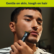 Philips Norelco QP1424/70 Oneblade Original Face Electric Razor and Styler