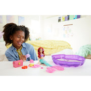 Disney Princess HWB39 Ariel Doll & Pool Set with Moldable Sand, Glittery Fin, 6 Accessories