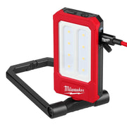 Milwaukee 2013R 500 Lumen USB-C Rechargeable Low-Profile Magnetic Task Light