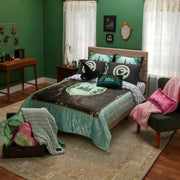 Wicked Velvet Full Bed in a Bag Comforter Sheet Set with Reversible Emerald City Design, Microfiber Sheets, Pillow Shams, and Velvet Storage Tote, 7A2246