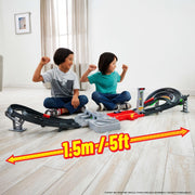Mattel Hot Wheels Racing Formula 1 Grand Prix Circuit Track Set with Three 1:64 Scale Die-Cast Cars, Multicolor, JDY16