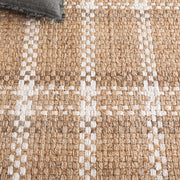 Safavieh Natural Fiber Hudson Geometric Area Rug, Handmade Jute, Natural/Bleach, 6 ft x 9 ft, Flat Woven, NF841A-6