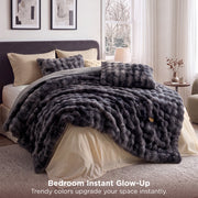 U by Bedsure Fluffy Comforter Set, Queen, Gray Faux Fur, Soft Shaggy Plush Bubble, 3 Pieces