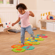 Battat Honeycomb ABCs Foam Play Mat with 30 Interlocking Hexagon Tiles, Alphabet and Shapes, Thick Cushioned Non-Slip Surface for Baby and Toddler Play