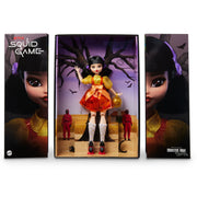 Mattel Toys HYV95 Monster High Skullector Squid Game Young-Hee Fashion Doll, Poseable, 10.5 Inch, Yellow and Orange Dress
