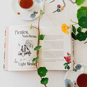 Thunder Bay Press Jane Austen's Table: Recipes Inspired by the Works of Jane Austen (Literary Cookbooks) (Hardcover)