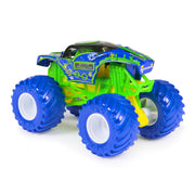 Spin Master Monster Jam Alien Invasion Die-Cast Monster Truck, 1:64 Scale, Green, 20157739
