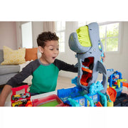 Hot Wheels Color Reveal Ultra Shark Car Wash Track Set