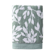 Better Homes & Gardens Signature Soft Floral Bath Towel, Green, 30 in x 56 in, 586 gsm, BH5701099320032