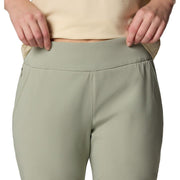 Columbia Women's All Seasons Capri Hiking Pants, Omni-Shade UPF 50+ Sun Protection, Omni-Shield Repellency, Safari Green, Large, 23 Inseam, Mid-Rise, Regular Fit, Stretch, 211964