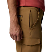 Columbia Roc Tech Cargo Shorts, Classic Fit, Omni-Shield Technology, Delta Beige, 30 Waist, 9 Inseam, Mid Rise, Pull On Closure, 215753