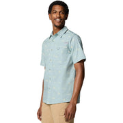 Columbia Wild Cast Camp Athletic Button-Down Shirt, Active Fit, Crushed Blue Troutopia, Short Sleeve, X-Large, 212080