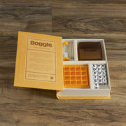 Winning Solutions Boggle Vintage Bookshelf Edition Tabletop Word Game, Linen-Wrapped Book Case, 2-6 Players, Ages 8 and Up, 29470 BOGGLE