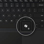 Microsoft Surface Laptop 7th Edition, 13.8 in PixelSense Flow Touchscreen, Intel Core Ultra 5 (Series 2), 16GB RAM, 256GB SSD, Intel Arc Graphics, Wi-Fi 7, Windows 11 Pro, Black, EP2-33224