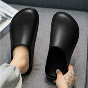 GlowHorizon Unisex Chef Shoes, Anti Slip, Waterproof, Closed Toe, Slip On Clogs, Black, Medium Width, Sizes 5.5-6.5 US
