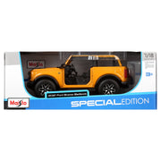 Maisto Special Edition 1:18 Scale Diecast Car with Opening Doors, Engine Compartment, Full Function Steering, Four Wheel Drive, Rubber Tires, Detailed Interior and Exterior, 46629