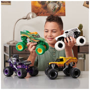 Spin Master Monster Jam BKT Die-Cast Toy Truck, 1:24 Scale, Green, Working Suspension, Rubber Tires, 20153919