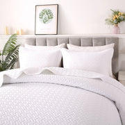 Justlet 3 Pieces White Linear Weave Quilt Bedding Sets, Queen