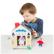 Melissa & Doug 2505 Take-Along Wooden Doorbell Dollhouse Keys, 4 Poseable Wooden Dolls