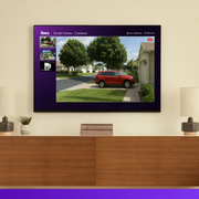 Roku Battery Camera Plus SE, Wireless Indoor Outdoor Security Camera, 1080p HD, Two-Way Audio, IP65 Weather-Resistant, Rechargeable Battery