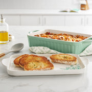 The Pioneer Woman Agatha Rectangular Stoneware Baker with Multifunctional Platter Lid, 9 x 13 in, Green Floral PWS519709304004