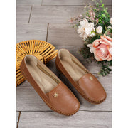 AstraShopming Womens Slip-On Loafers Flats, Lightweight Flexible Sole, Breathable Casual Walking Shoes, Camel