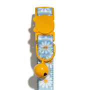 Vibrant Life Daisies Breakaway Fashion Cat Collar, Blue, Adjustable 8-12 in, Polyester