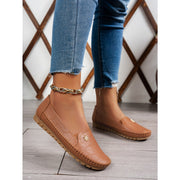 AstraShopming Women's Slip-On Loafers Flats, Lightweight Casual Shoes with Flexible Rubber Sole, Breathable Moccasins, Non-Slip Outsole, Camel