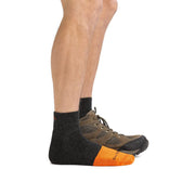 Darn Tough Men's Steely 1/4 Midweight Cushion Crew Socks, Graphite, Large, 2017