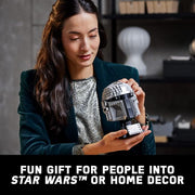 LEGO 6378933 Star Wars The Mandalorian Helmet Building Kit (584 Pieces)