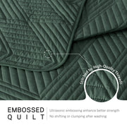 Exclusivo Mezcla California King Quilt Bedding Set Lightweight Green Oversized Soft Geometric Coverlet with 2 Pillow Shams