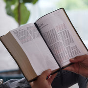 Thomas Nelson NKJV End-of-Verse Reference Bible, Personal Size, Large Print Comfort Print, Leathersoft Purple Cover, Red Letter Edition