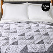 Better Homes & Gardens Heirloom Patchwork Quilt, Full/Queen, Black and White, Breathable Cotton Face, Reversible, BH14100136342C