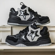 CHICVOMEY Star Chunky Platform Walking Shoes, Wide Lace-Up, Rubber Sole, Y2K Star Design, Black
