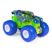 Spin Master Monster Jam Alien Invasion Die-Cast Monster Truck, 1:64 Scale, Green, 20157739