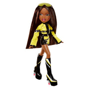 MGA Entertainment Bratz Scorchin' Sasha Fashion Doll, Articulated, Moto-Inspired Racing Jacket and Leather Mini Skirt, Removable Clothes and Accessories, Pink Lipstick Heels, Sunglasses