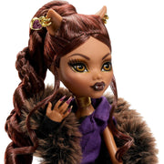 Monster High JDR66 Doll, Clawdeen Wolf House of Wolf Collectible with Faux Fur Jacquard Coat, Purple Blazer Dress, Pantaboots and Golden Accessories
