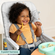 Bright Starts Disney Baby Winnie The Pooh Compact Folding High Chair with 3-Section Twist & Dine Plate, Adjustable Tray, 5-Point Harness, Gray, 17218