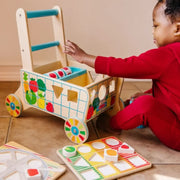 Melissa & Doug 30732 Wooden Shape Sorting Grocery Cart Playset