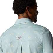 Columbia Wild Cast Camp Athletic Button-Down Shirt, Active Fit, Crushed Blue Troutopia, Short Sleeve, X-Large, 212080