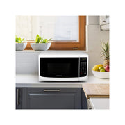 Farberware Classic FMO07ABTWHA 0.7 Cubic Foot 700-Watt Microwave Oven, White