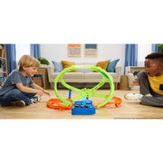 Mattel Hot Wheels Stunt Tracks Hypersphere Crash Playset with Motorized Booster, 1:64 Scale Die-Cast Car, Multicolor