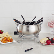 Cuisinart CFO-3SSNAS 3-Quart Electric Fondue Set