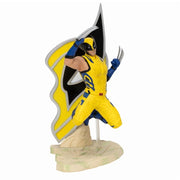 Marvel DS-165SP Deadpool & Wolverine Collectible Action Figure, Wolverine Battle Ready Version, Red