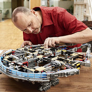 LEGO 75192 Star Wars Millennium Falcon (7541 Pieces)